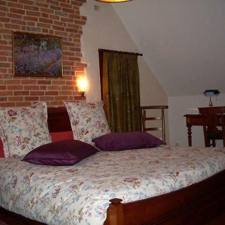 Dingé Chambres D'Hotes De La Barrerie מראה חיצוני תמונה